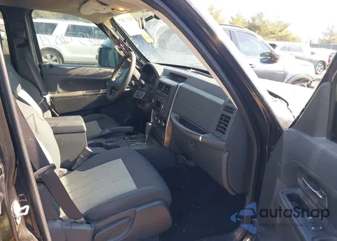 2009 Jeep Liberty Sport z USA, uszkodzony, nr VIN 1J8GN28K89W523061